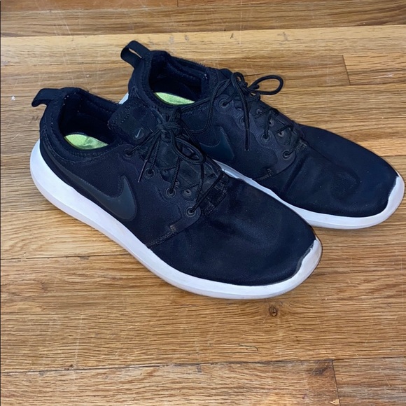 nike roshe size 2